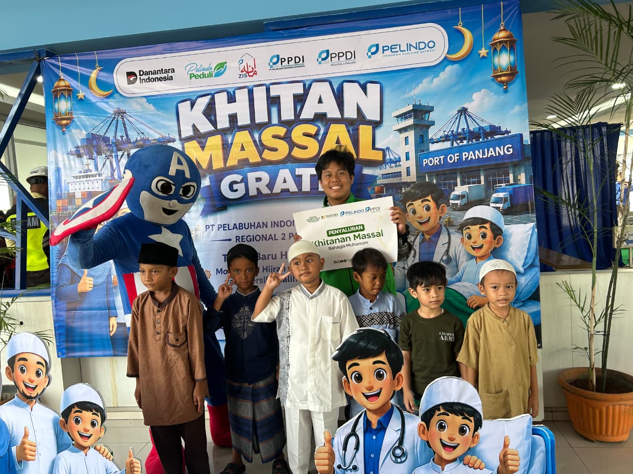 Pelindo dan YAKESMA Lampung Gelar Khitan Massal, 150 Anak Terima Layanan Kesehatan Gratis