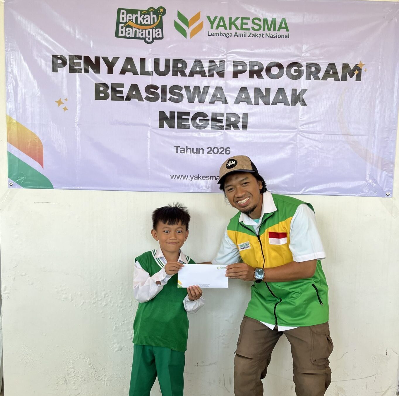 YAKESMA Salurkan Beasiswa Anak Negeri 2026, Hadirkan Harapan Baru bagi Generasi Berprestasi