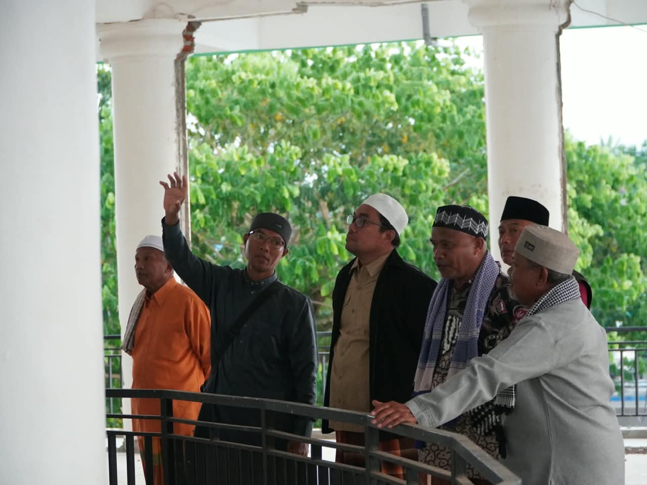Tinjau Masjid Agung Baiturrahman Nagekeo, LAZNAS YAKESMA Siap Dukung Pembangunan Masjid Sementara